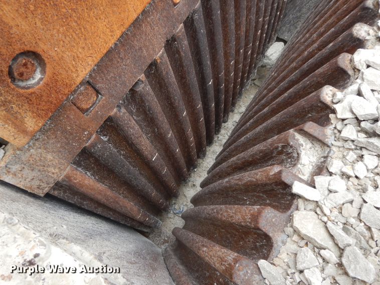 image for item HP9600 Cedarapids  crushing plant