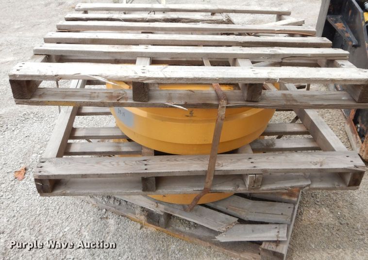 image for item HP9603 Caterpillar D8N  idlers