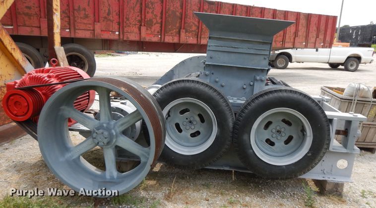 image for item HP9604 Cedarapids 3025  roll crusher