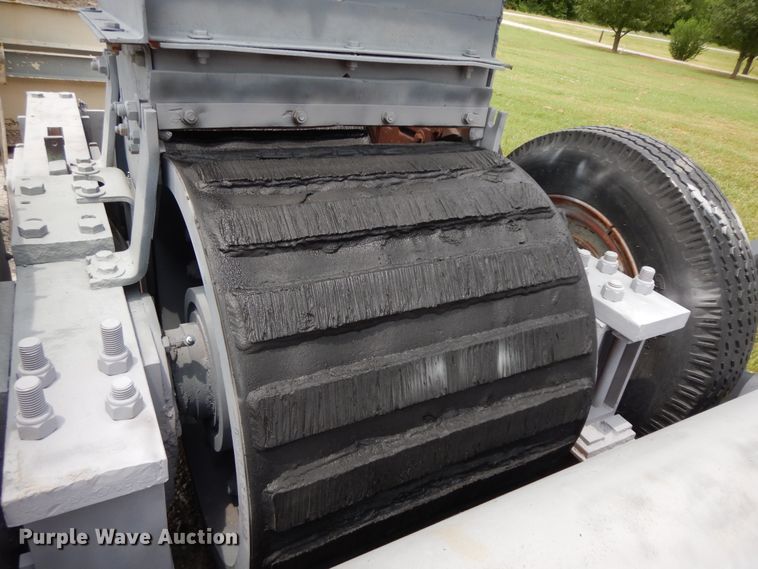 image for item HP9604 Cedarapids 3025  roll crusher