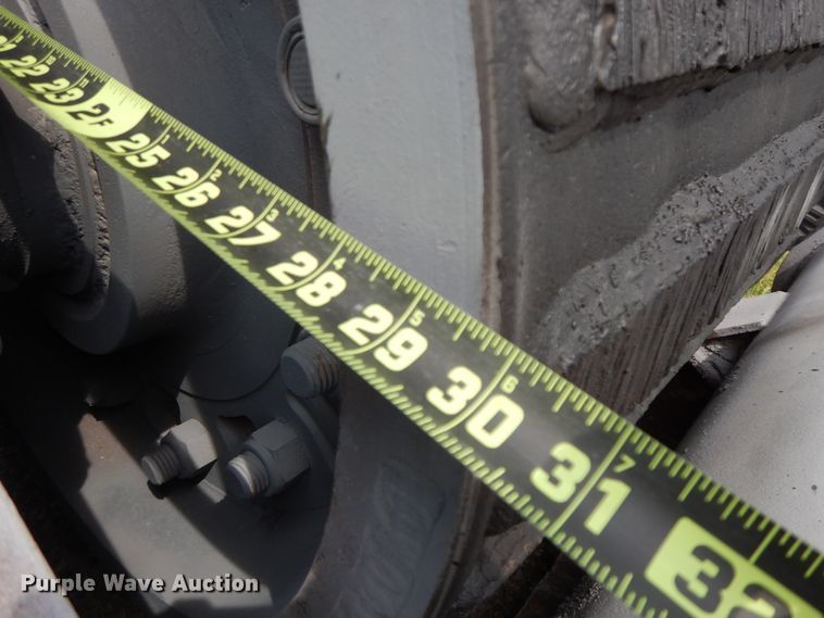 image for item HP9604 Cedarapids 3025  roll crusher