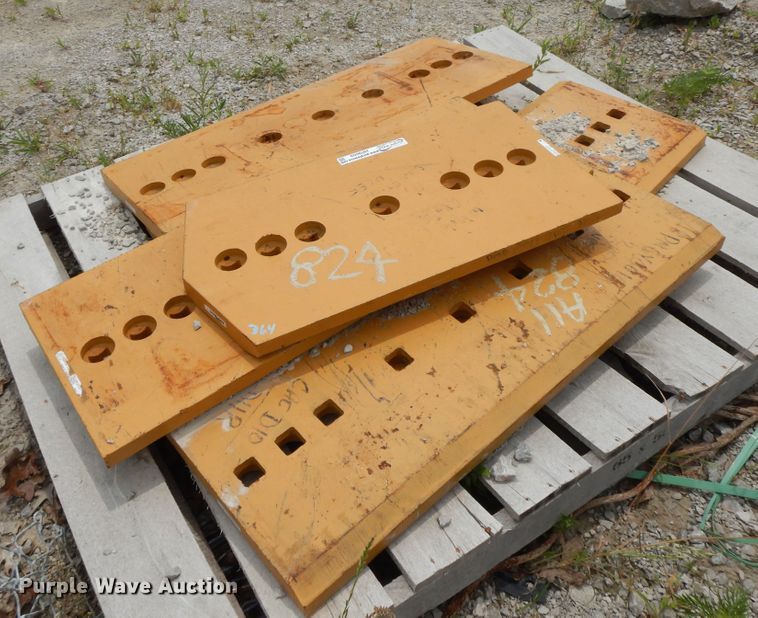 image for item HP9609 Caterpillar end bits