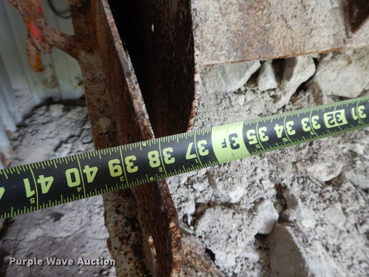 image for item HP9611 Sycentron  feeder control house