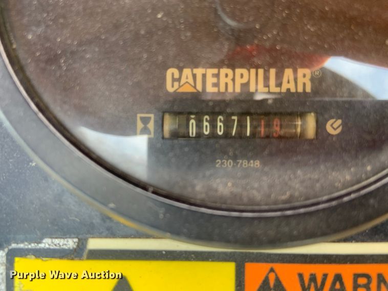 image for item IF9254 2010 Caterpillar CC34  single drum roller