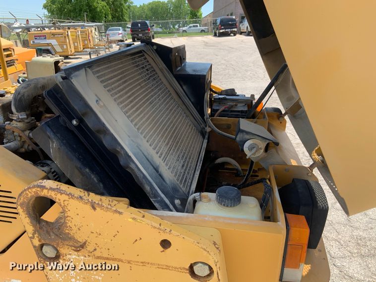 image for item IF9254 2010 Caterpillar CC34  single drum roller