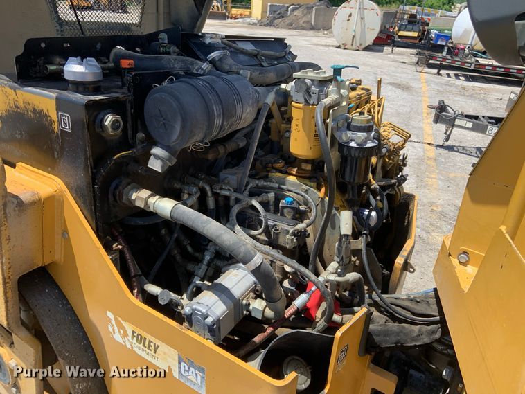 image for item IF9254 2010 Caterpillar CC34  single drum roller