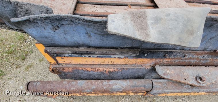 image for item IF9842 Gilcrest 813RT  paver