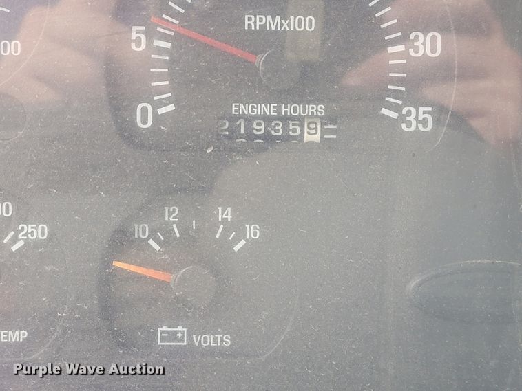 image for item IF9843 1999 Sterling A9500  roll-off container truck