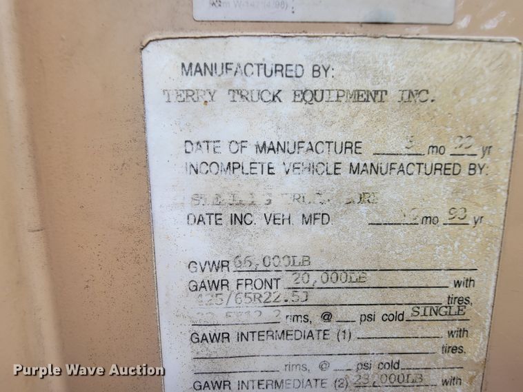 image for item IF9843 1999 Sterling A9500  roll-off container truck