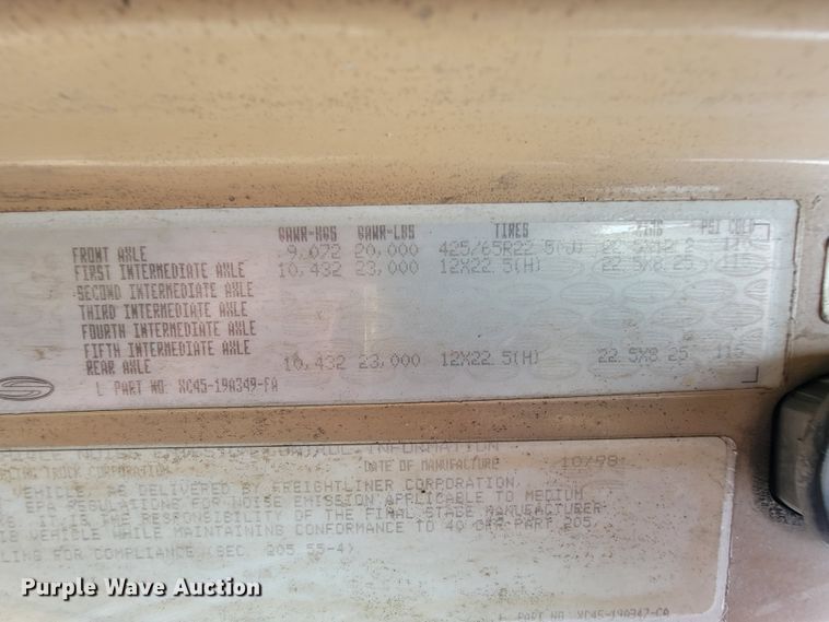 image for item IF9843 1999 Sterling A9500  roll-off container truck