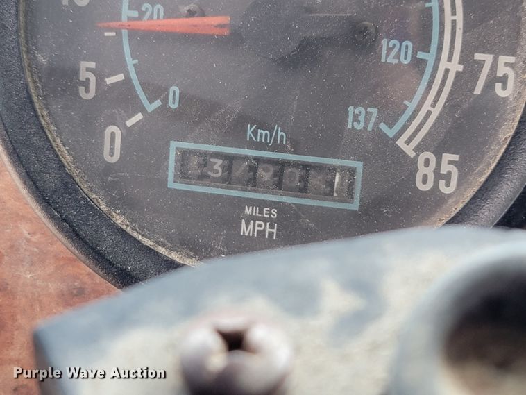 image for item IF9845 1994 International 9400  dump truck