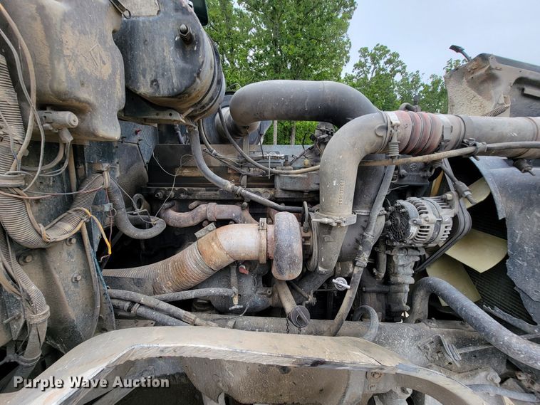 image for item IF9845 1994 International 9400  dump truck