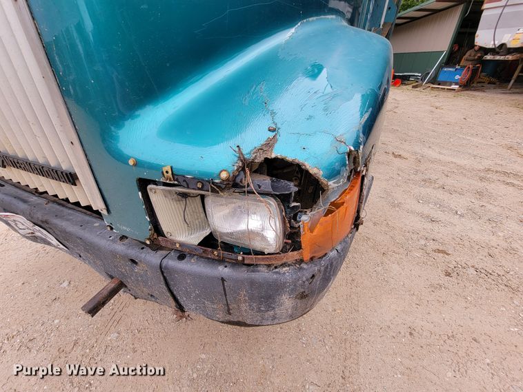 image for item IF9845 1994 International 9400  dump truck