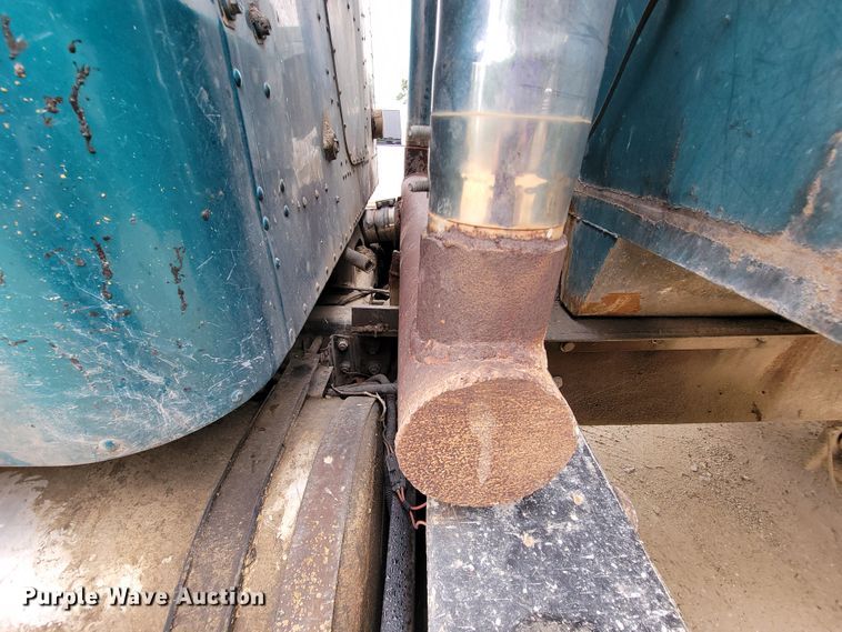 image for item IF9845 1994 International 9400  dump truck