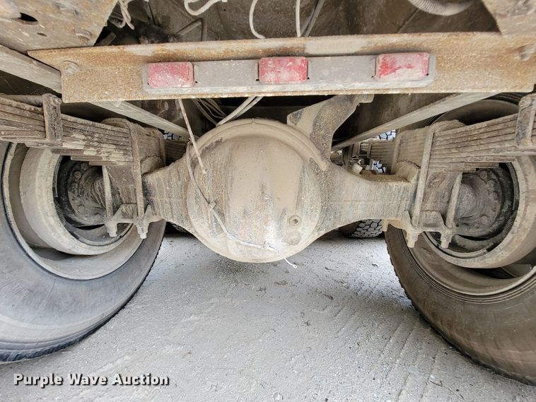 image for item IF9845 1994 International 9400  dump truck