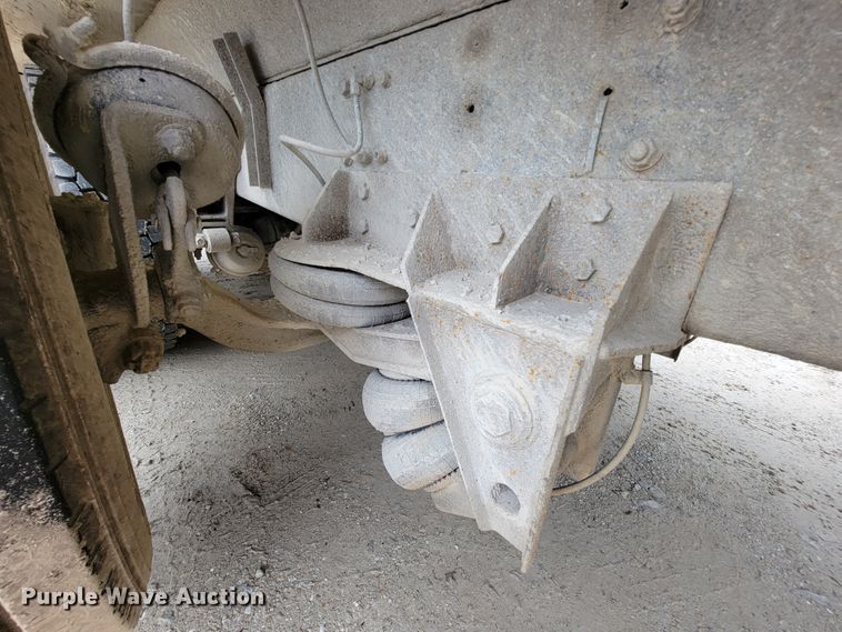 image for item IF9845 1994 International 9400  dump truck