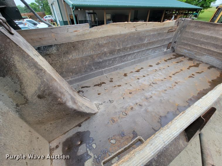 image for item IF9845 1994 International 9400  dump truck