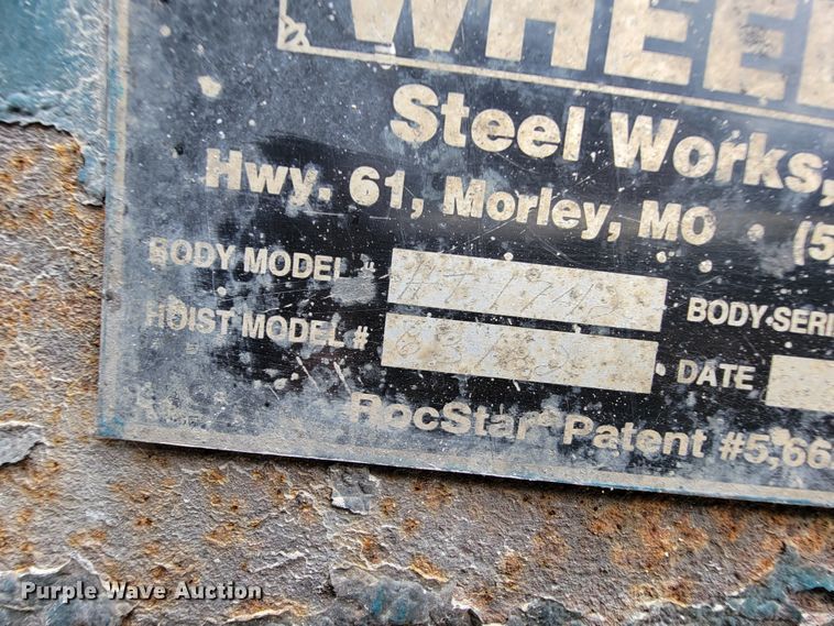 image for item IF9845 1994 International 9400  dump truck