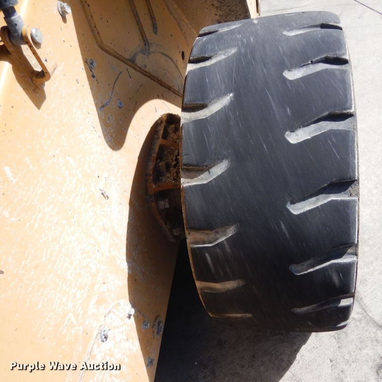 image for item II9497 2007 Caterpillar 262C  skid steer loader