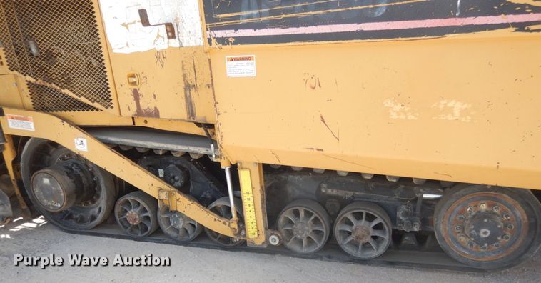 image for item II9514 2005 Caterpillar AP-655C  paver