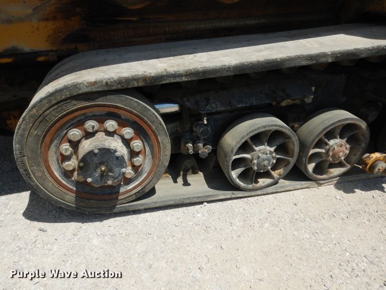 image for item II9514 2005 Caterpillar AP-655C  paver