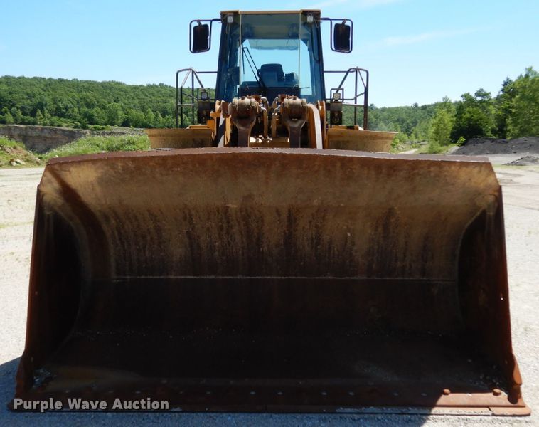 image for item II9520 1999 Caterpillar 980G  wheel loader
