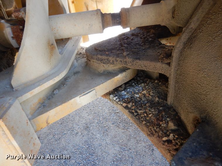 image for item II9520 1999 Caterpillar 980G  wheel loader