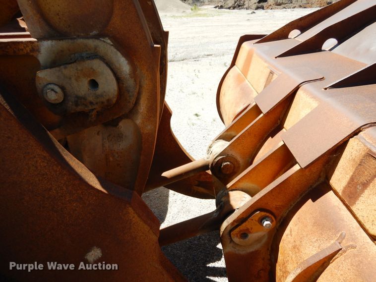 image for item II9520 1999 Caterpillar 980G  wheel loader