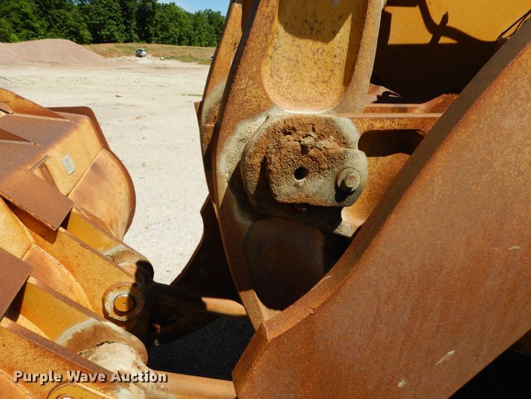 image for item II9520 1999 Caterpillar 980G  wheel loader