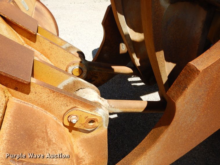 image for item II9520 1999 Caterpillar 980G  wheel loader