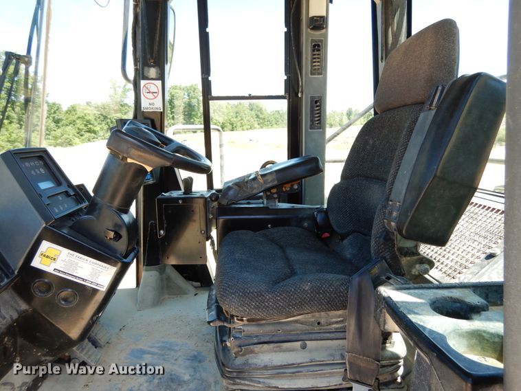 image for item II9520 1999 Caterpillar 980G  wheel loader