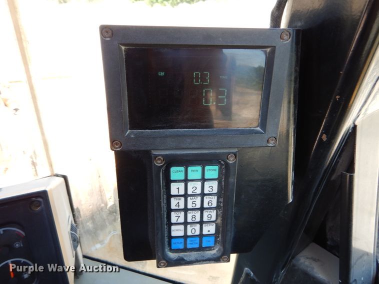 image for item II9520 1999 Caterpillar 980G  wheel loader