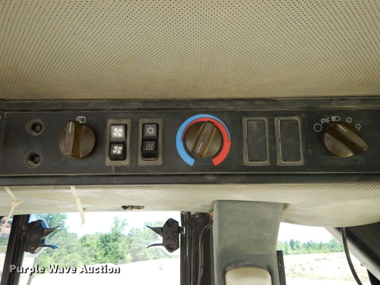 image for item II9520 1999 Caterpillar 980G  wheel loader