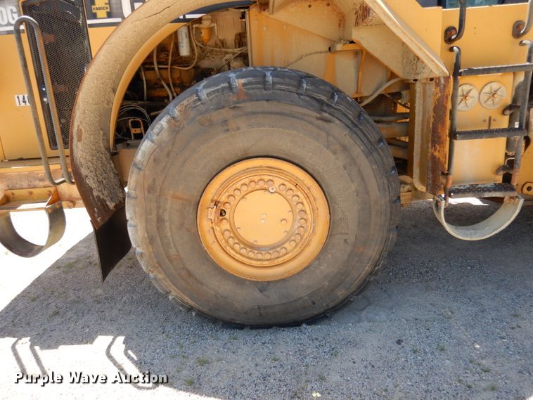 image for item II9520 1999 Caterpillar 980G  wheel loader
