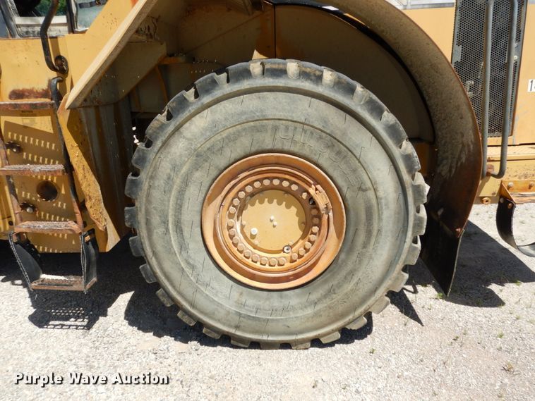 image for item II9520 1999 Caterpillar 980G  wheel loader
