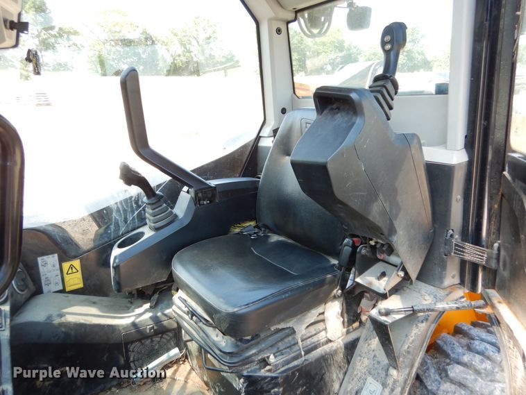 image for item IL9480 JCB 300 ECO  skid steer loader