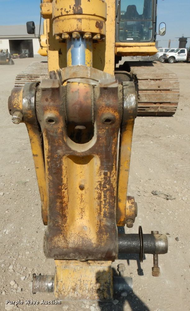 image for item IL9795 2003 Komatsu PC400LC-6  excavator