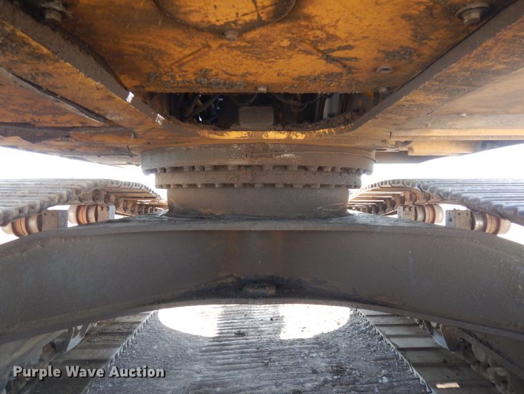 image for item IL9795 2003 Komatsu PC400LC-6  excavator