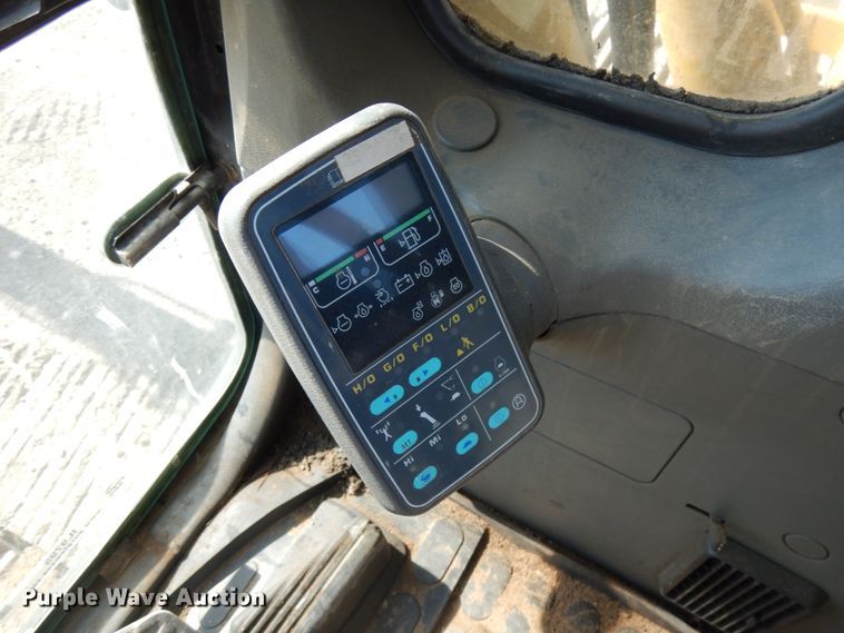 image for item IL9795 2003 Komatsu PC400LC-6  excavator