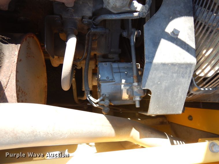 image for item IL9795 2003 Komatsu PC400LC-6  excavator