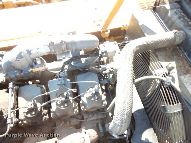 image for item IL9795 2003 Komatsu PC400LC-6  excavator