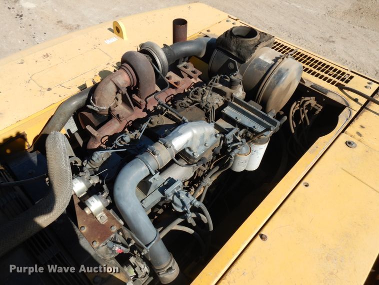 image for item IL9795 2003 Komatsu PC400LC-6  excavator