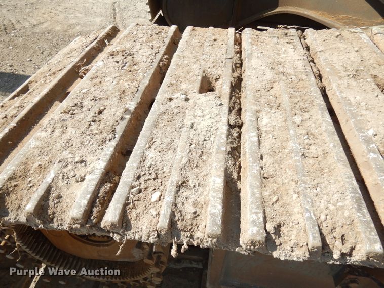 image for item IL9795 2003 Komatsu PC400LC-6  excavator