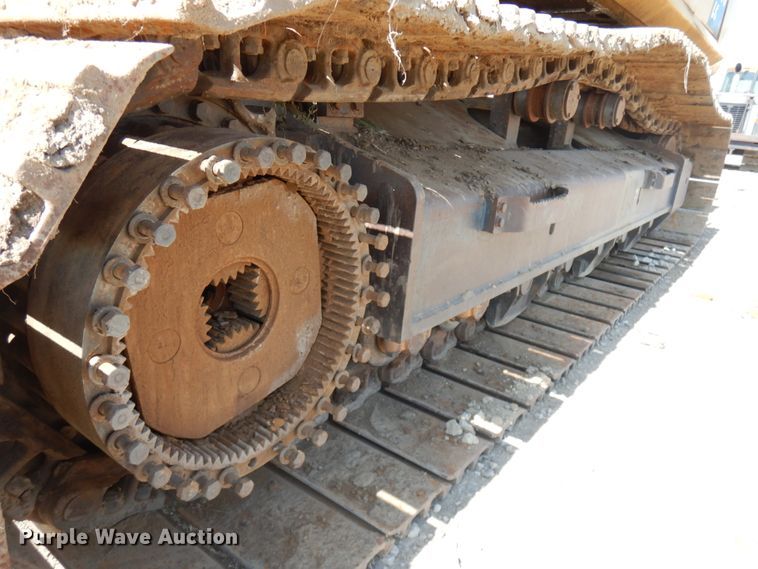 image for item IL9795 2003 Komatsu PC400LC-6  excavator