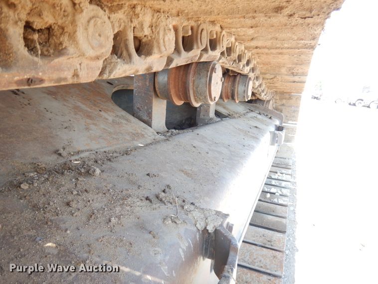 image for item IL9795 2003 Komatsu PC400LC-6  excavator