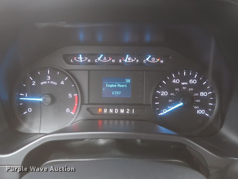 image for item IO9163 2017 Ford F550  bucket truck