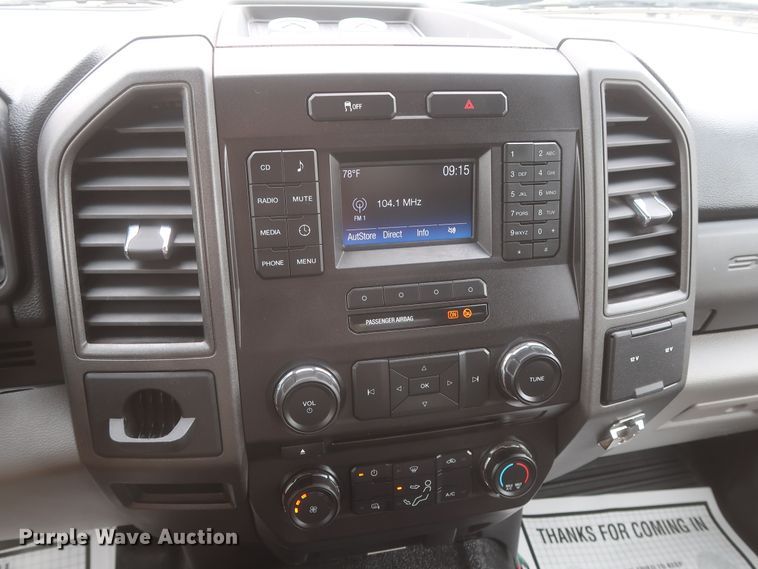 image for item IO9163 2017 Ford F550  bucket truck