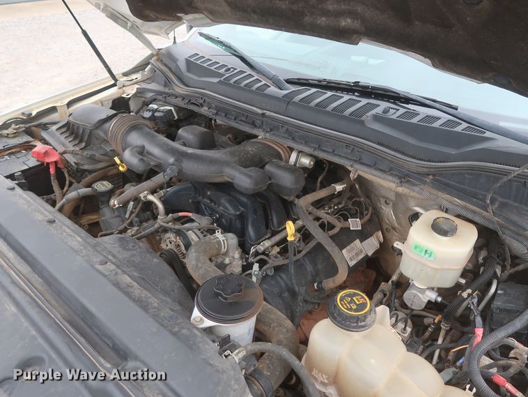 image for item IO9163 2017 Ford F550  bucket truck