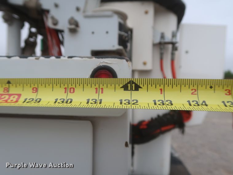 image for item IO9163 2017 Ford F550  bucket truck