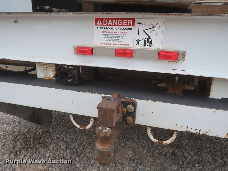 image for item IO9163 2017 Ford F550  bucket truck